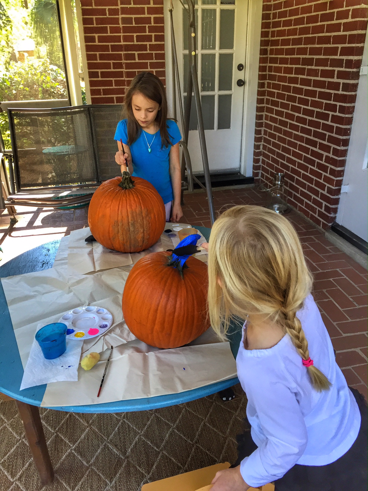 painting pumpkins 1